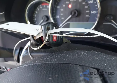 2015 Toyota Corolla Le Plus из США, поврежденный, VIN 5YFBURHE6FP207590